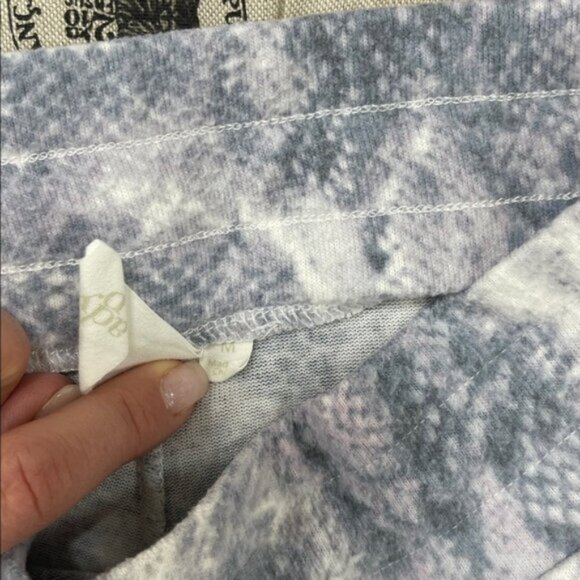 Adyson Parker Printed Tie-Waist Soft Knit Pants - Picture 6 of 11